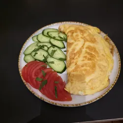 Омлет със сирене и моцарела