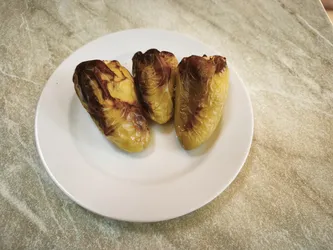 Пълнени чушки със сирене (300г)